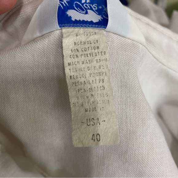 Lady Oak Hill Women’s Vintage Pleated Shoulder Button Down Long Sleeve Blouse - Picture 8 of 9